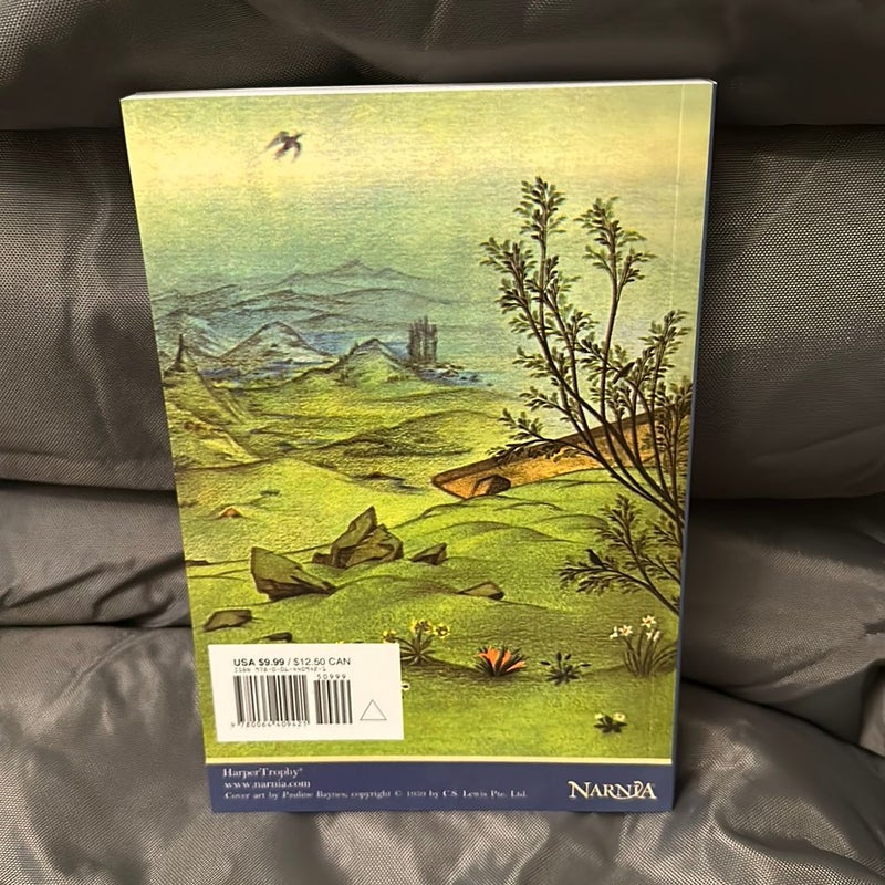 The Lion, the Witch and the Wardrobe: Full Color Edition