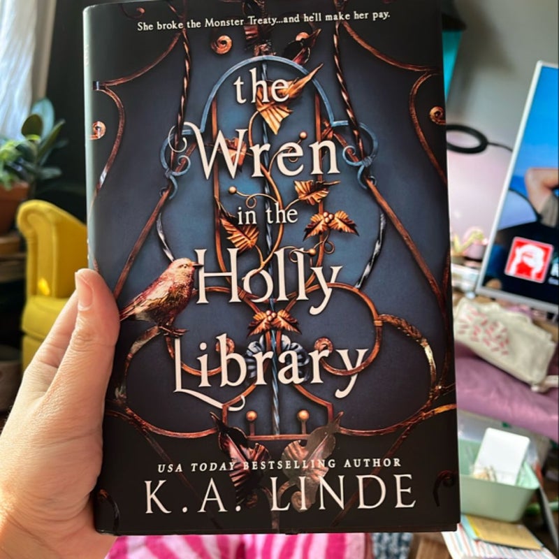 The Wren in the Holly Library (Standard Edition)