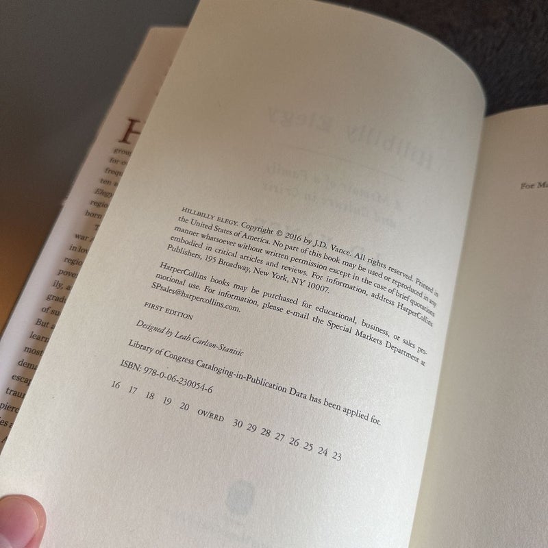 (First Edition) Hillbilly Elegy