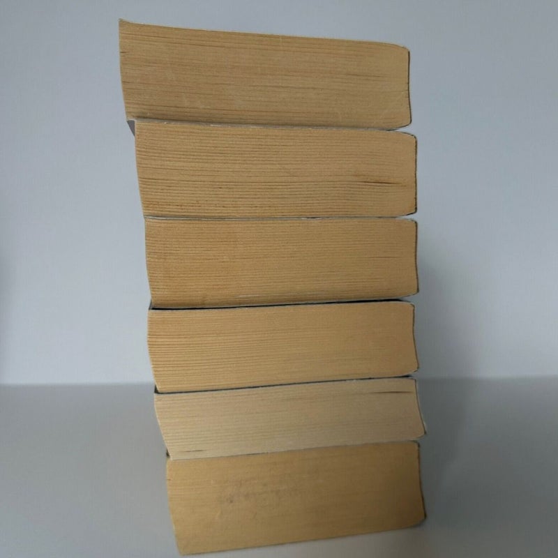 John Grisham Book Bundle, 6 books