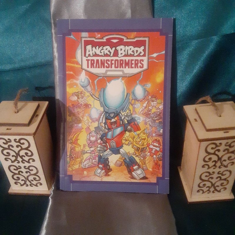 Angry Birds Transformers graphic novel 