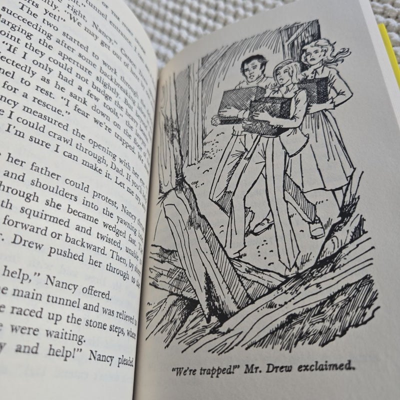 Nancy Drew 13: the Mystery of the Ivory Charm