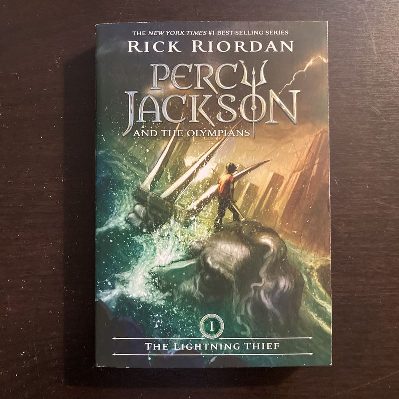 The Lightning Thief (Percy Jackson and the Olympians, Book One)