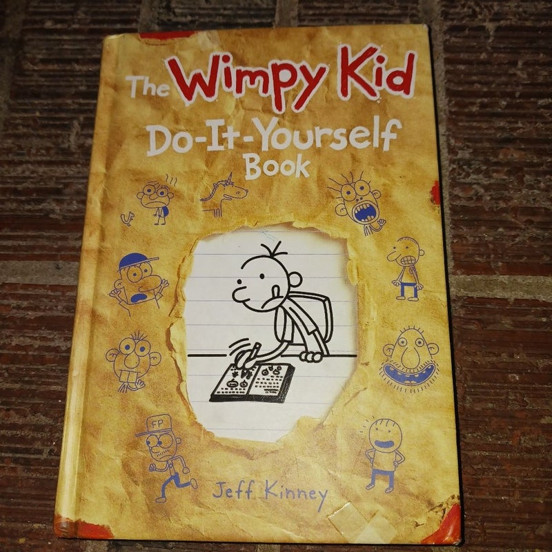 The Wimpy Kid Do-It-Yourself Book (revised and Expanded Edition) (Diary of a Wimpy Kid)