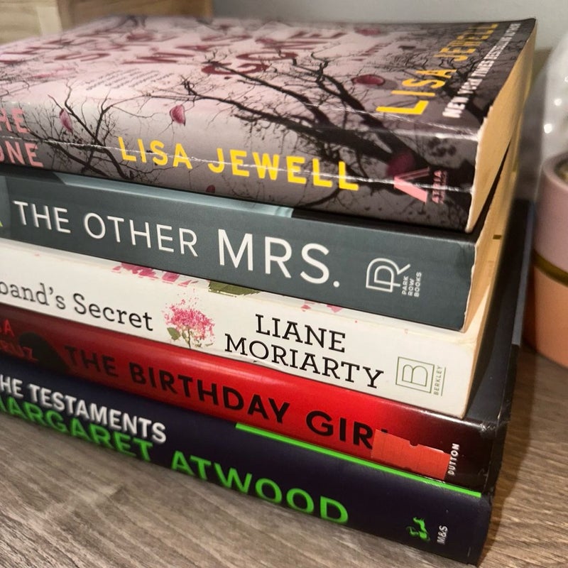 Book bundle mystery psychological thriller lot