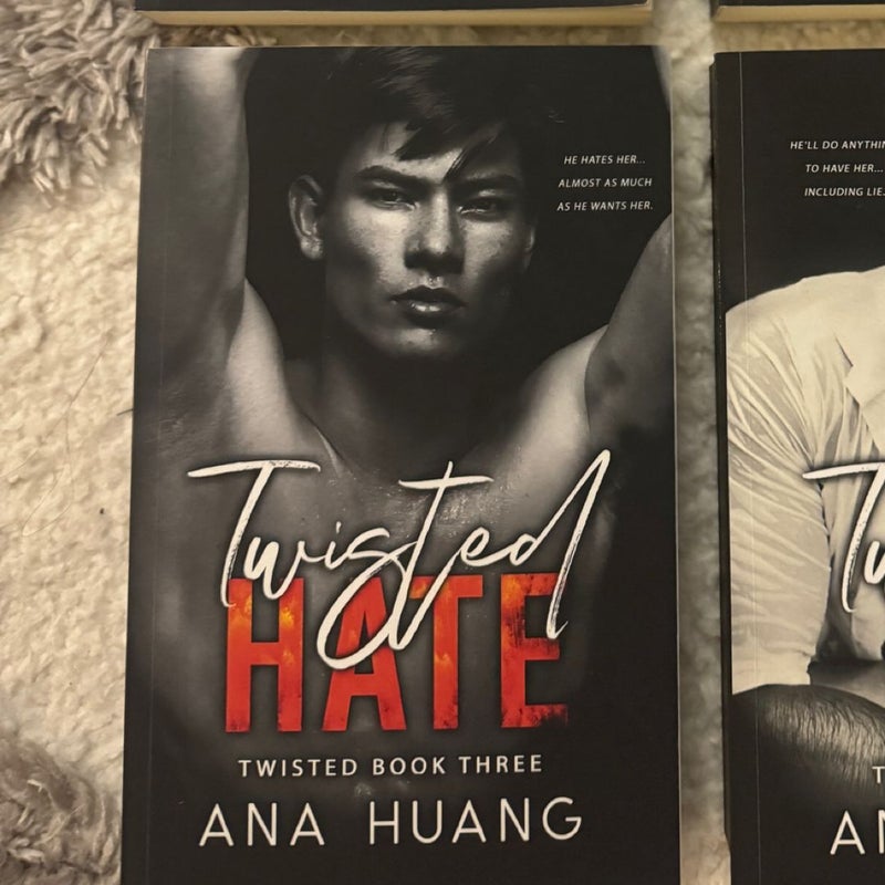 Twisted series (twisted love games hate lies)
