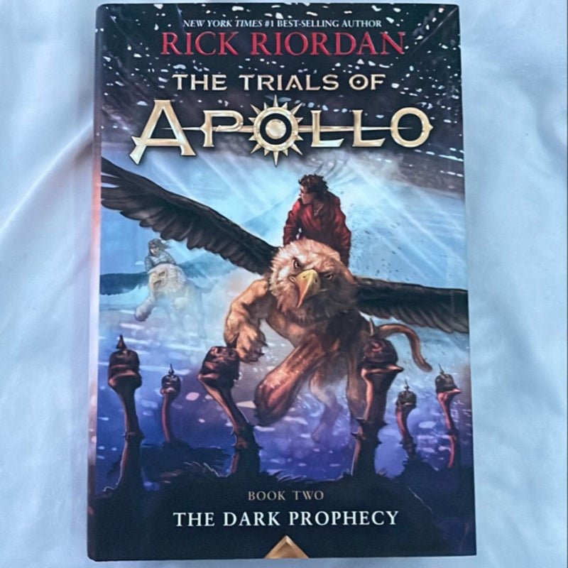 Trials of Apollo, the Book Two the Dark Prophecy (Trials of Apollo, the Book Two)