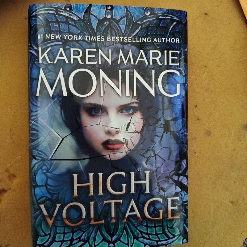 High Voltage by Karen Marie Moning, Hardcover | Pangobooks