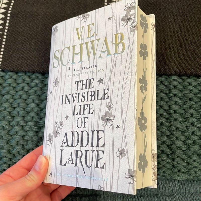 The Invisible Life of Addie Larue sprayed edges special edition