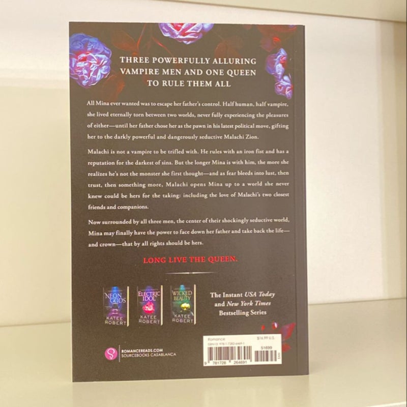 Court of the Vampire Queen