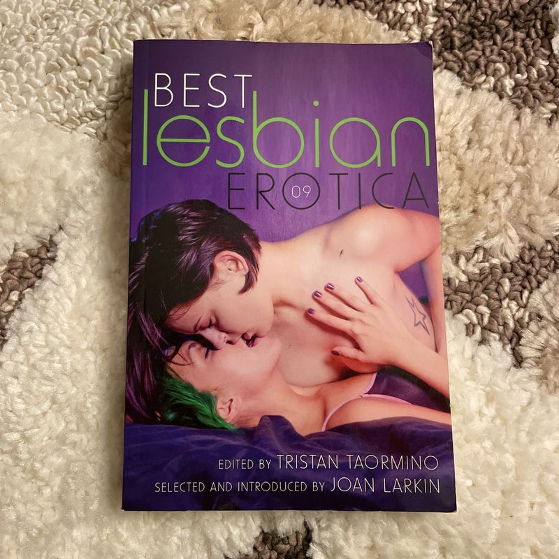 Best Lesbian Erotica 2009