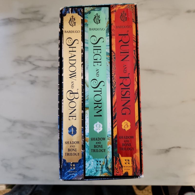 The Shadow and Bone Trilogy Boxed Set