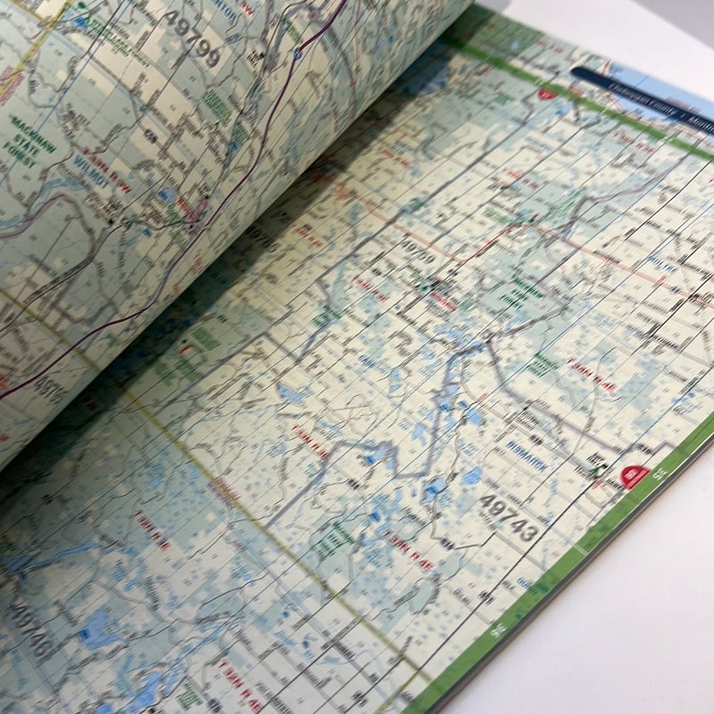 Michigan Recreational Travel Atlas  (2009) 