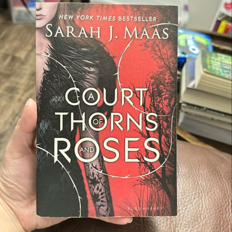 OOP A Court of Thorns and Roses