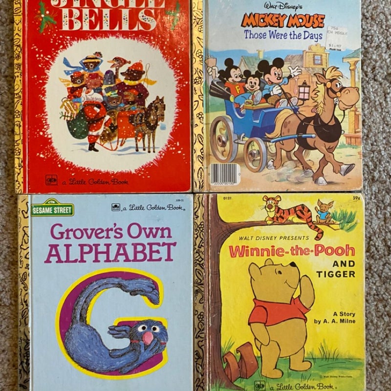 Jingle Bells / Mickey Mouse / Grover’s Own Alphabet / Winnie the Pooh and Tigger  