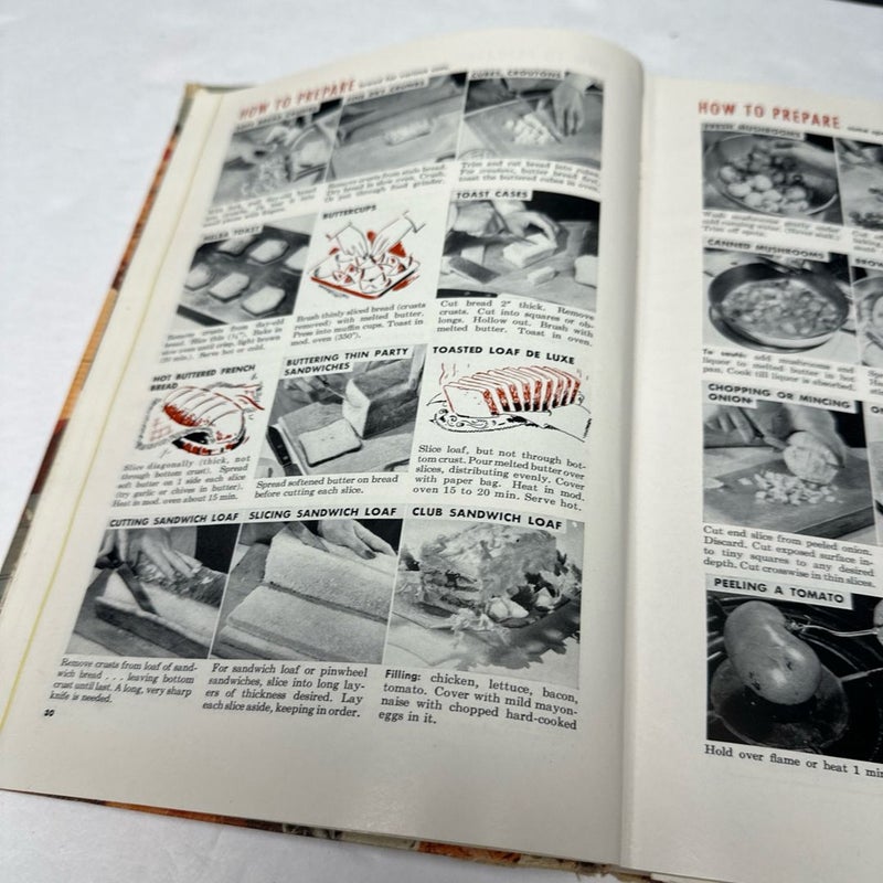 Betty Crocker's Picture Cookbook Second Edition 2nd Printing 1956 McGraw-Hill