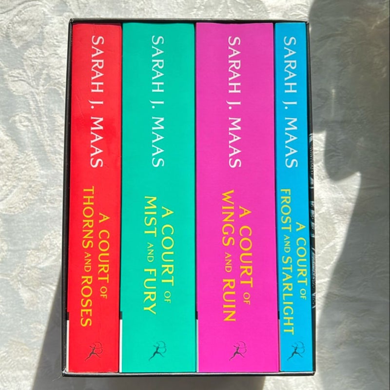 A Court of Thorns and Roses Box Set