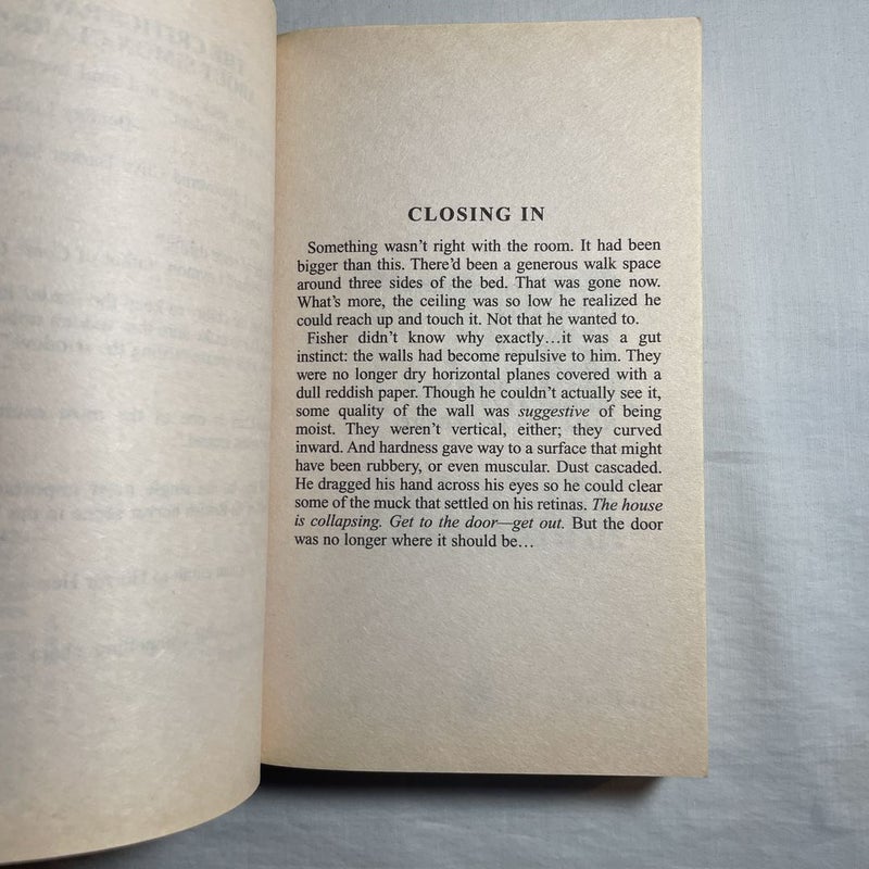 The Tower by Simon Clark, Paperback | Pangobooks