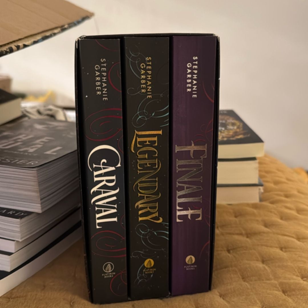 Caraval Paperback Boxed Set