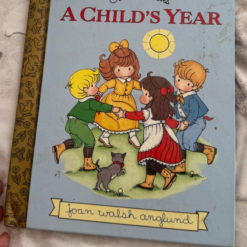 Lot of 11 children book