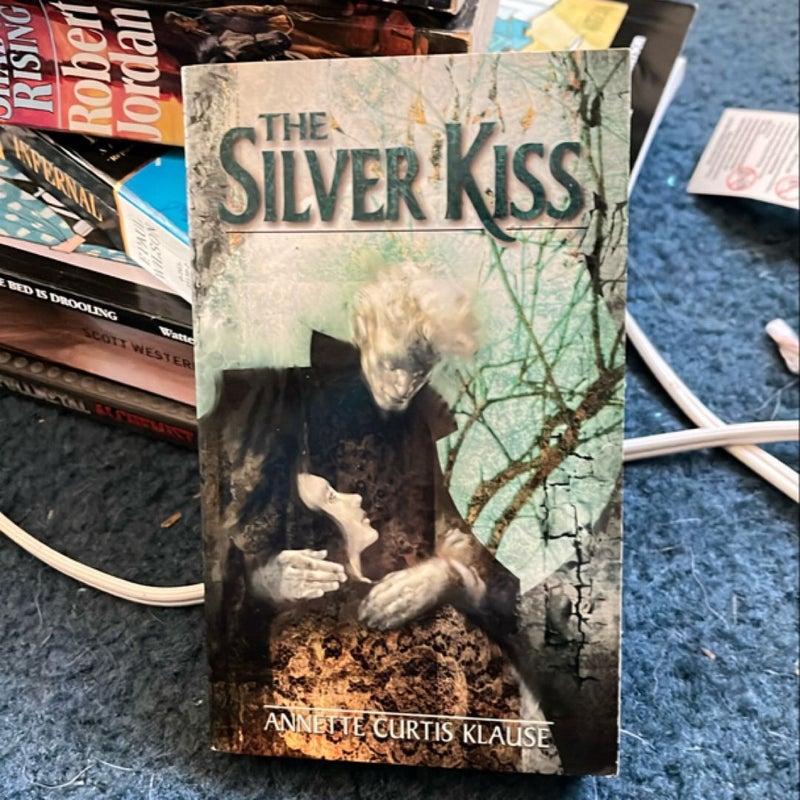 The Silver Kiss