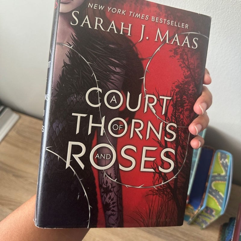 A Court of Thorns and Roses OOP 
