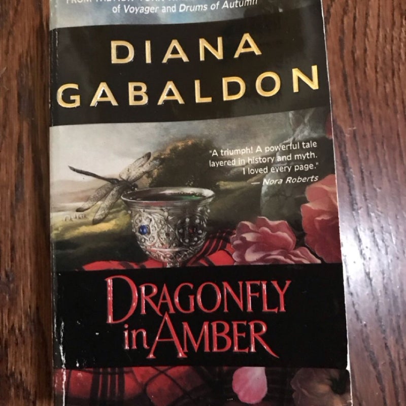 Dragonfly In Amber, Outlander #2, 1993 Paperback, Fantasy Romance Seri