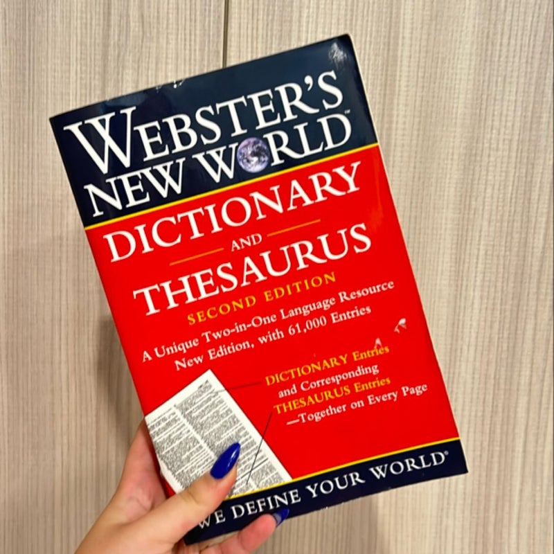 Webster's New World Dictionary and Thesaurus, 2nd Edition (paper Edition)