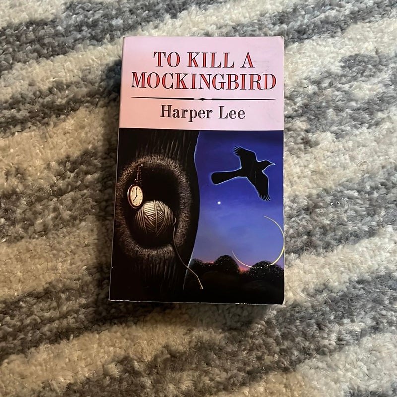 To Kill a Mockingbird: Harper Lee: 9780446310789: : Books