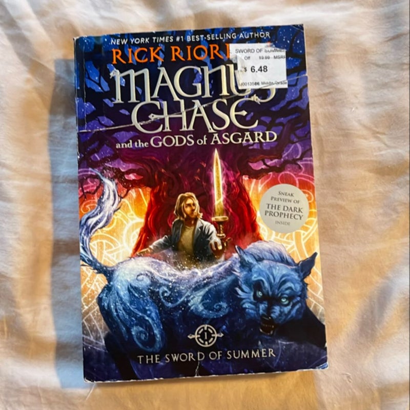 Magnus Chase and the Gods of Asgard Book 1 the Sword of Summer (Magnus Chase and the Gods of Asgard Book 1)