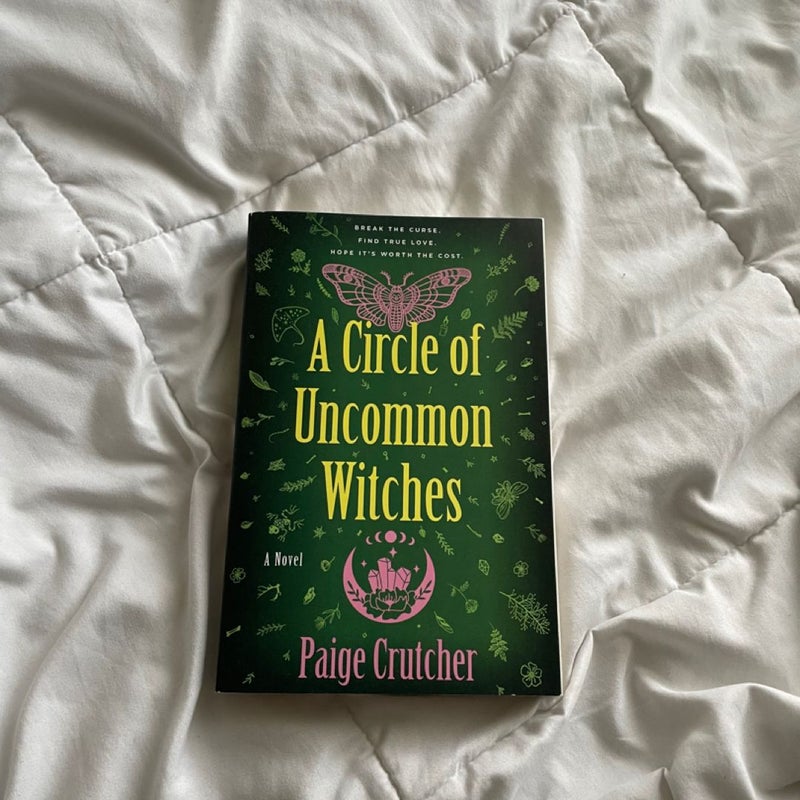 A Circle of Uncommon Witches