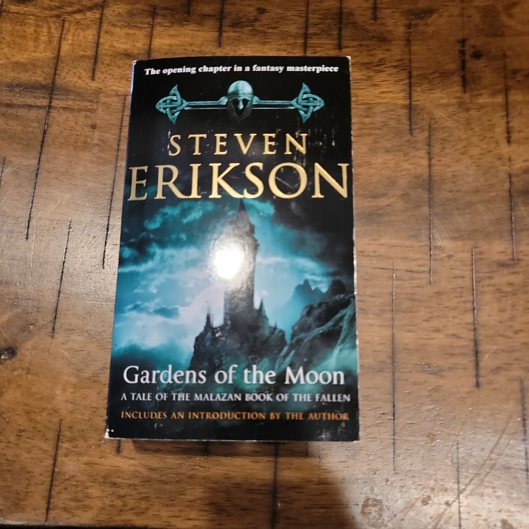 Gardens of the Moon (Malazan Book 1)