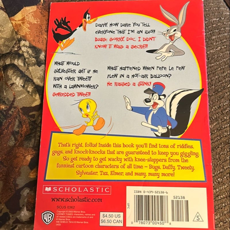 Looney Tunes Back in Action Joke Book