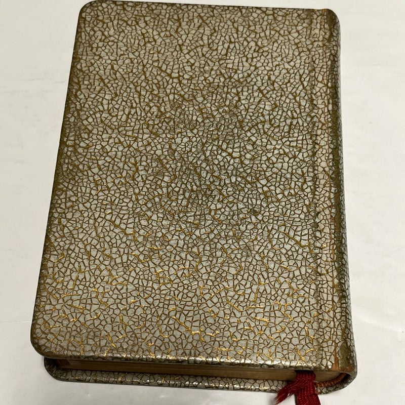 The Missal, Containing All The Masses For Sundays & Holy Days Vintage ( 1955 )