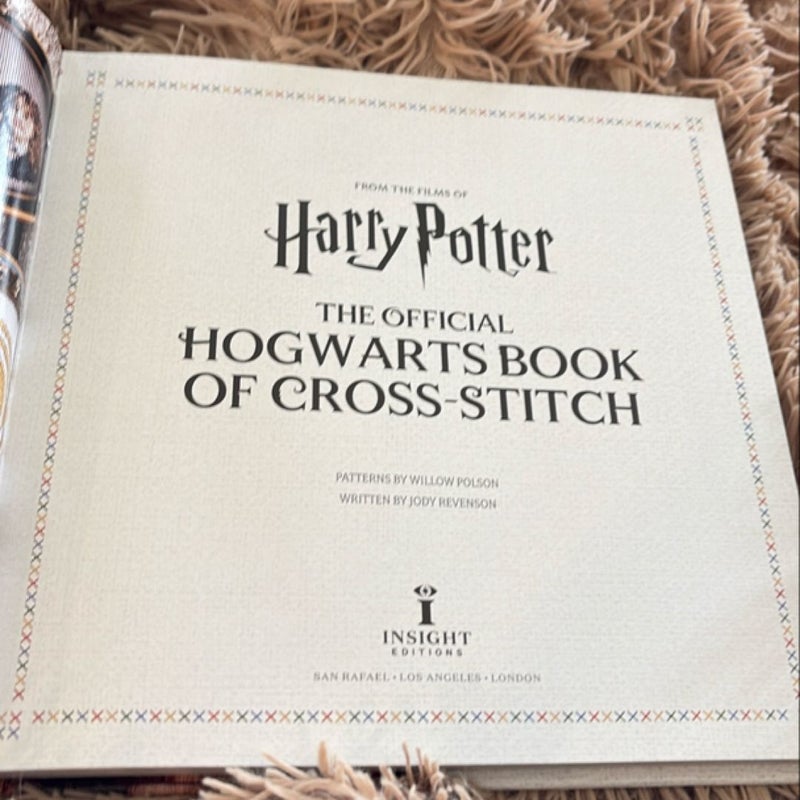 Harry Potter: the Official Hogwarts Book of Cross-Stitch