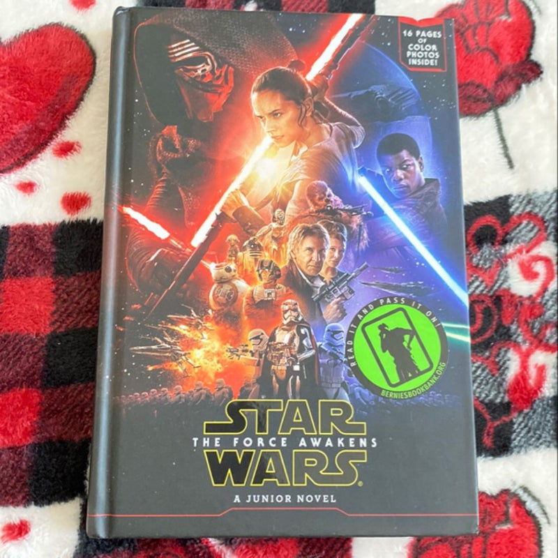 Star Wars the Force Awakens Junior Novel (Deluxe Edition)