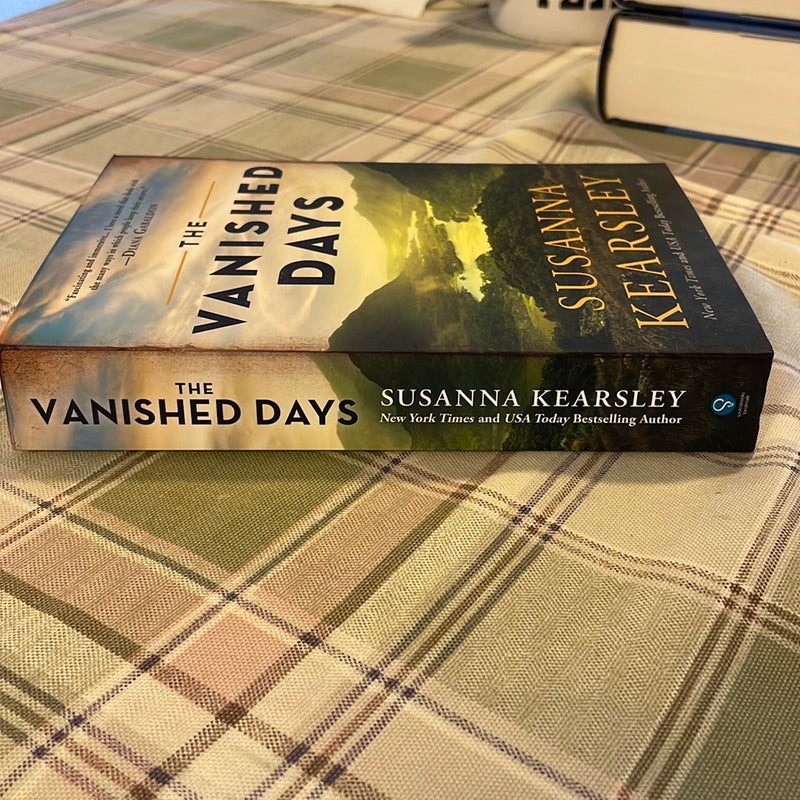 The Vanished Days by Susanna Kearsley