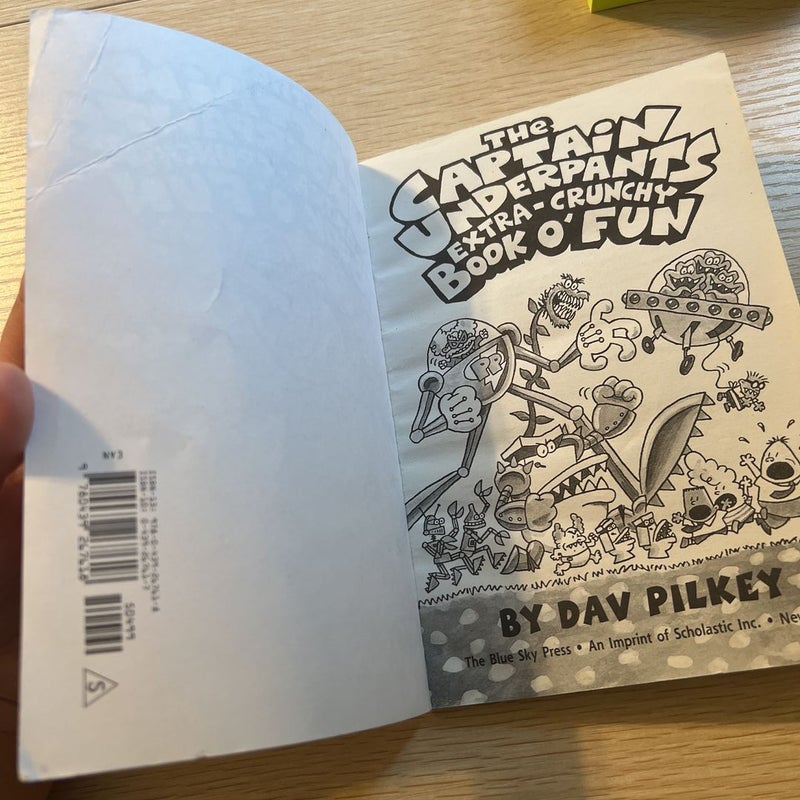 The Captain Underpants Extra-Crunchy Book O' Fun