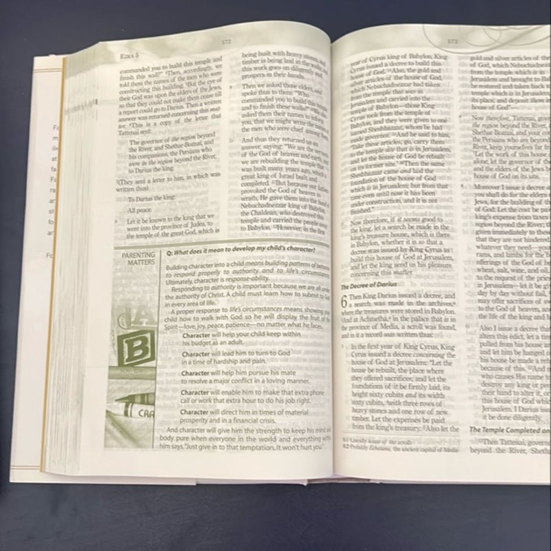 NKJ Family Life and Marriage Bible