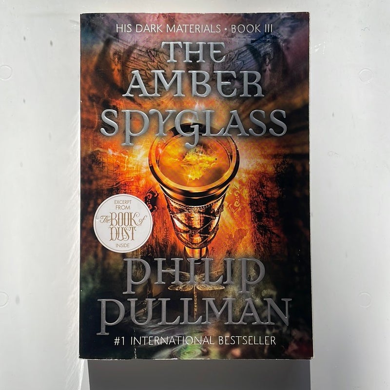 His Dark Materials: the Amber Spyglass (Book 3)