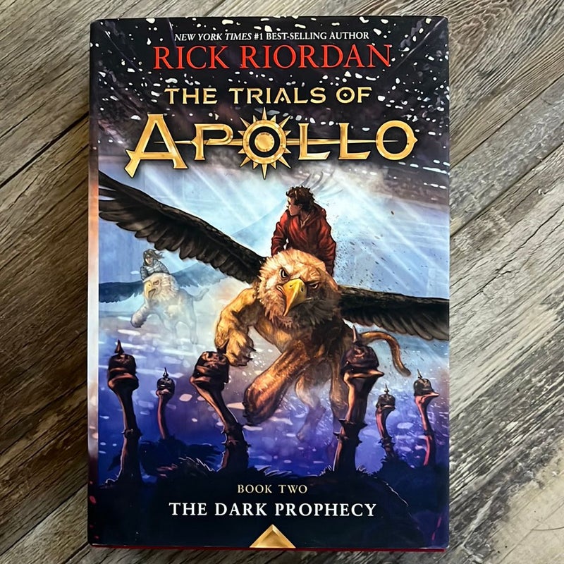 Trials of Apollo, the Book Two the Dark Prophecy (Trials of Apollo, the Book Two)
