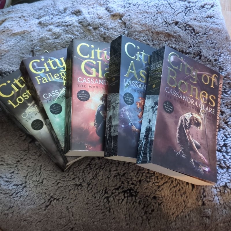 Mortal instruments 1-5 by , Paperback | Pangobooks