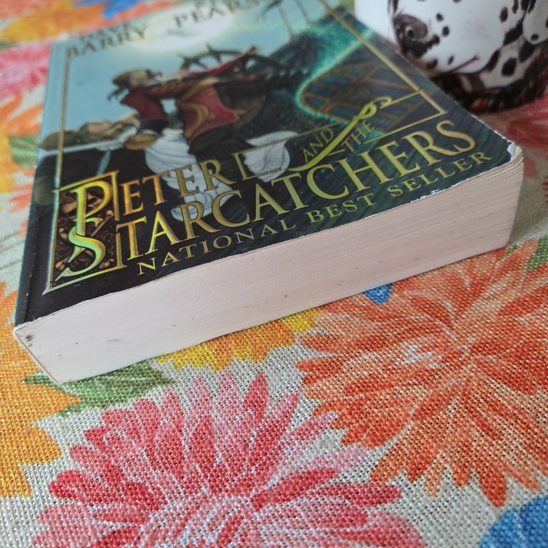 Peter and the Starcatchers (Peter and the Starcatchers, Book One)