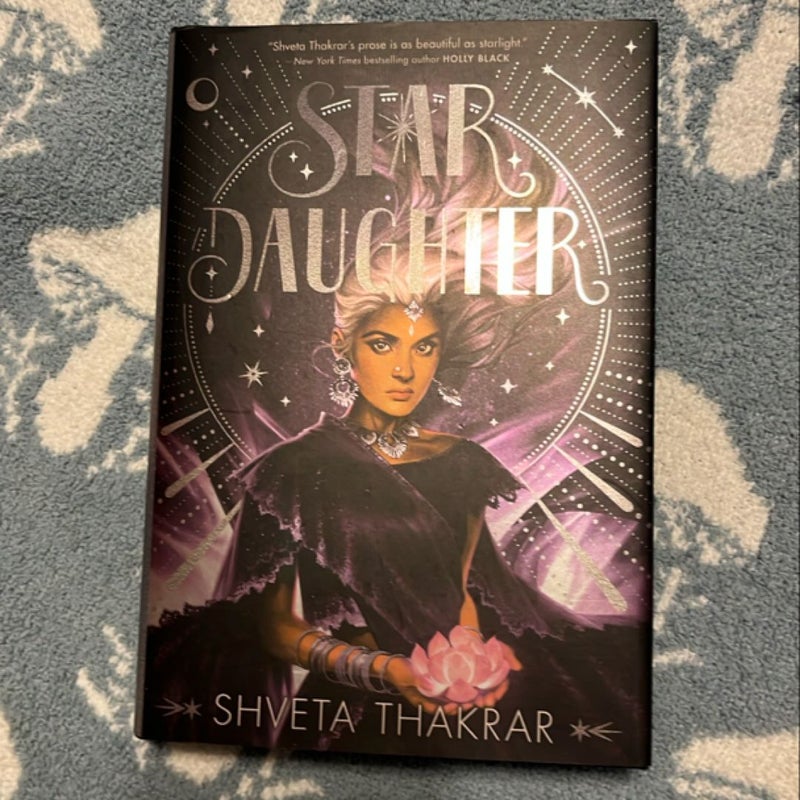 Star Daughter -Owl Crate edition- signed by author 