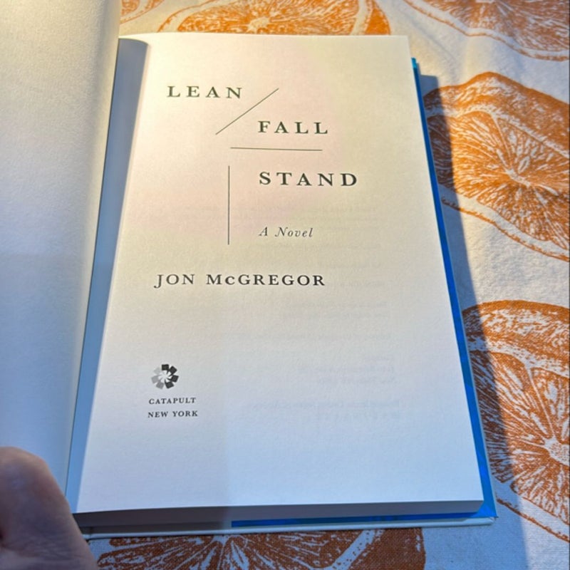 Lean Fall Stand