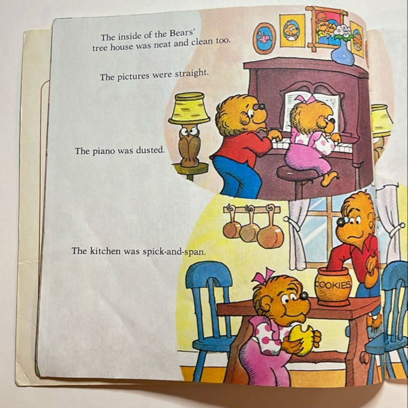 The Berenstain Bears and the Messy Room