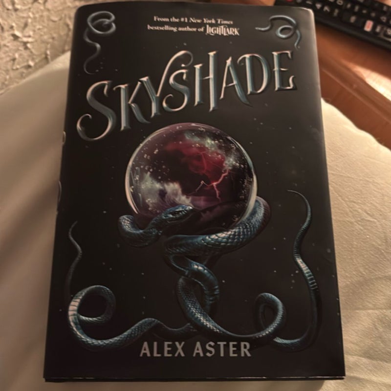 Skyshade (the Lightlark Saga Book 3)