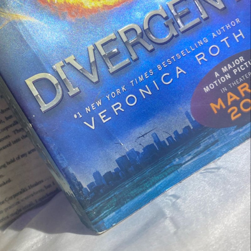 Divergent