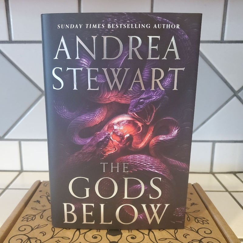 The Gods Below (Fairyloot Special Edition)