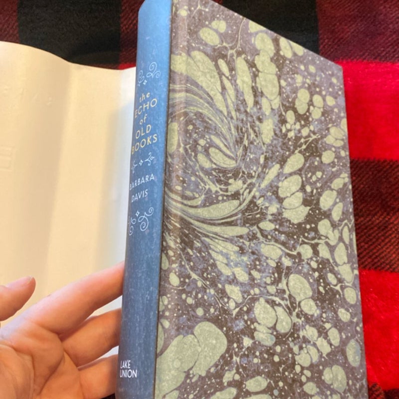 The Echo of Old Books
